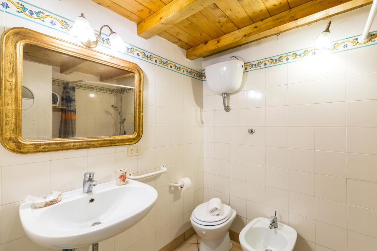 Soriano 34 - Cozy And Central By Napoliapartments Appartamento Napoli